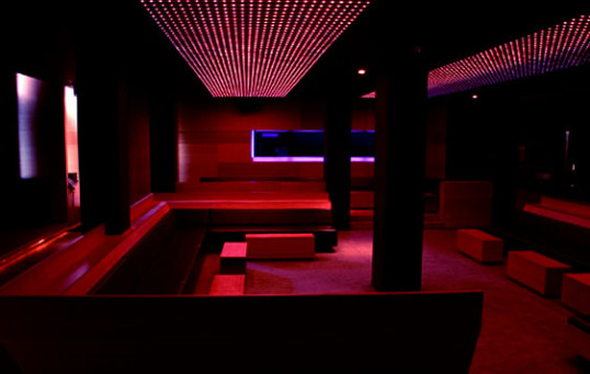 VIP nightclub Chicago - Lumen nightclub - Birthday Bottle Service