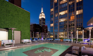 nyc hotels with rooftop swimming pools