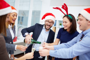 How to plan a holiday party